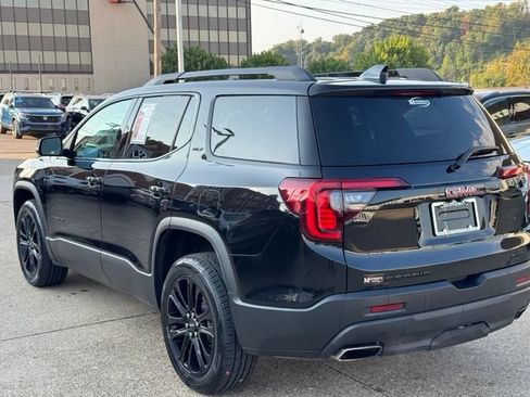Certified 2023 GMC Acadia SLT w/ Elevation Edition AWD/4WD image 3