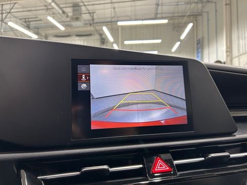 Used 2023 Kia Niro LX FWD image 22