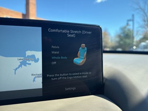 Used 2023 Genesis GV80 3.5T w/ Prestige Package image 22