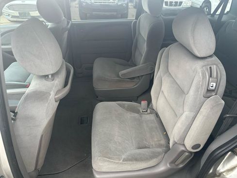 Used 2008 Honda Odyssey LX image 12
