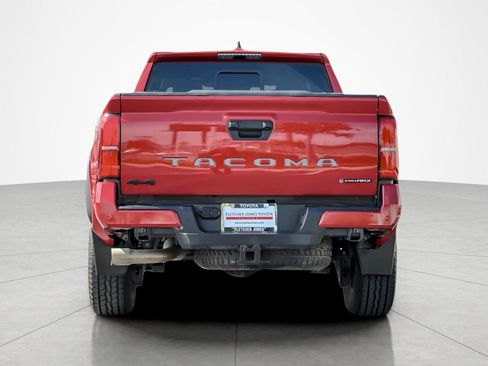 Used 2024 Toyota Tacoma TRD Off-Road w/ TRD Off Road Upgrade Package image 4