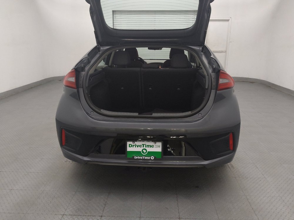 Used 2017 Hyundai Ioniq SEL w/ Tech Package 02 FWD image 29