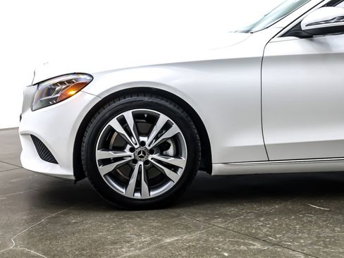 Used 2021 Mercedes-Benz C 300 Sedan image 10