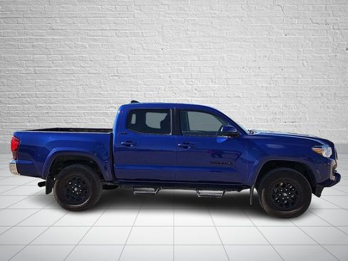 Used 2022 Toyota Tacoma SR5 RWD image 5
