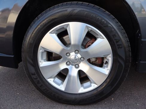 Used 2011 Subaru Outback 3.6R Limited w/ PWR Moonroof Pkg AWD/4WD image 41