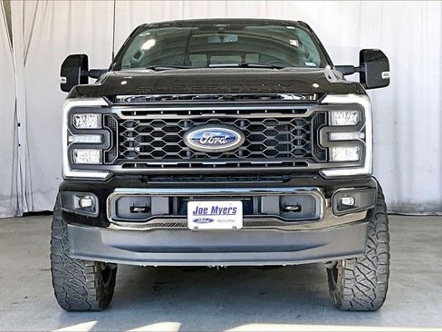 Used 2024 Ford F250 Lariat w/ Sport Appearance Package image 3