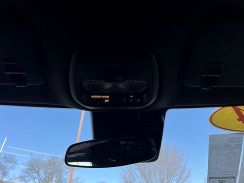 Used 2024 Chevrolet Trax RS image 26