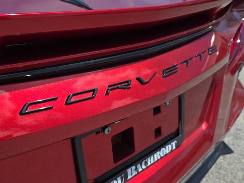 Used 2021 Chevrolet Corvette Stingray Preferred Cpe w/ Z51 Performance Package RWD image 9