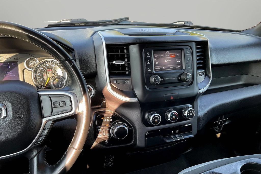 Used 2022 RAM 1500 Big Horn AWD/4WD image 10