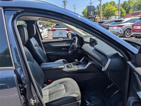 Used 2024 MAZDA CX-90 Plug-In Hybrid w/ Preferred AWD/4WD image 11