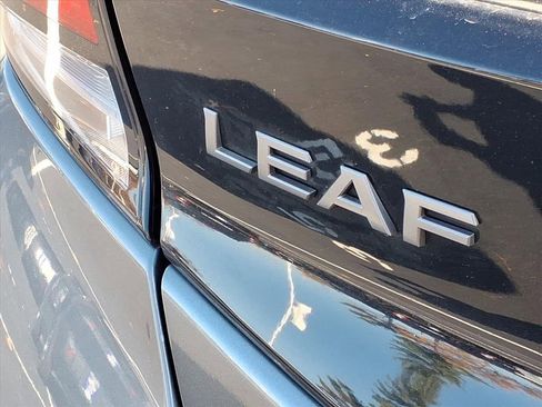 Used 2023 Nissan Leaf SV Plus image 18