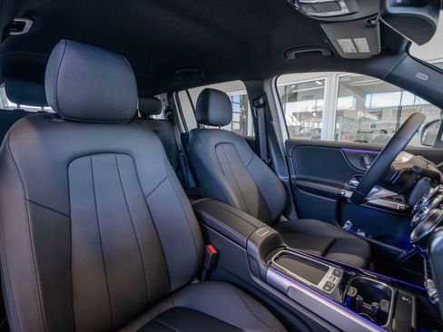 New 2026 Mercedes-Benz GLB 250 4MATIC image 29