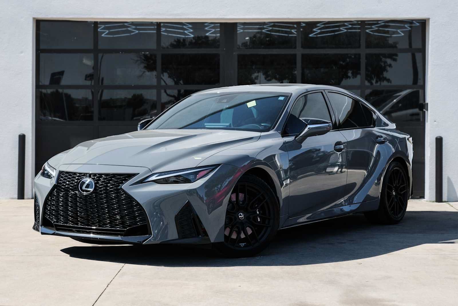Used 2022 Lexus IS 500 RWD image 1