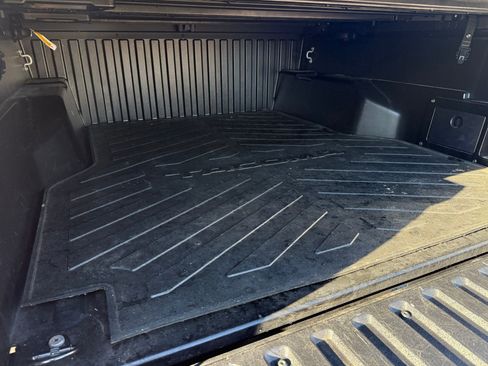 Used 2023 Toyota Tacoma TRD Sport image 29