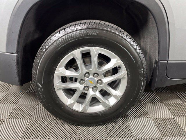 Used 2023 Chevrolet Traverse LS w/ Safety Package AWD/4WD image 12