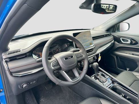 New 2026 Jeep Compass Trailhawk image 9