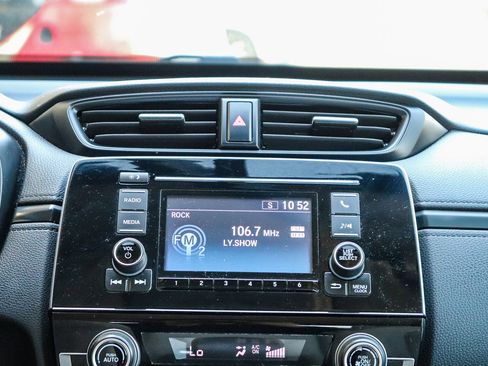 Used 2019 Honda CR-V LX image 17