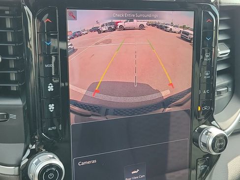 New 2026 RAM 1500 4x4 Crew Cab image 12