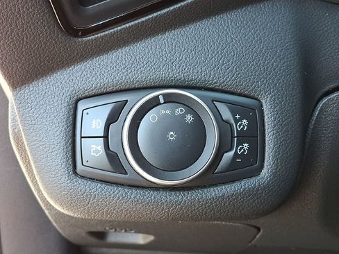 Used 2016 Ford Escape Titanium w/ Equipment Group 301A AWD/4WD image 28
