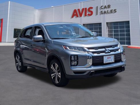Used 2025 Mitsubishi Outlander Sport SE AWD/4WD image 3