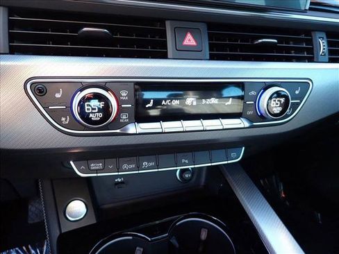 Used 2022 Audi A5 2.0T Premium Plus w/ Premium Plus image 19