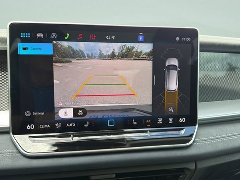 New 2026 Volkswagen Tiguan SE AWD/4WD image 16