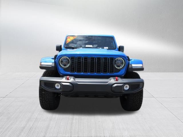 New 2026 Jeep Gladiator Rubicon w/ Steel Power Dome Hood Package AWD/4WD image 3