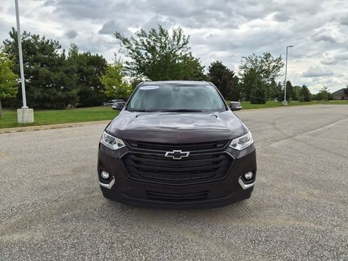Used 2021 Chevrolet Traverse LT FWD image 3