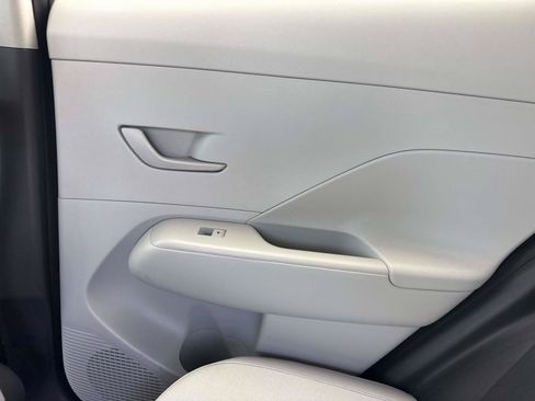 Used 2024 Hyundai Kona SEL FWD image 10