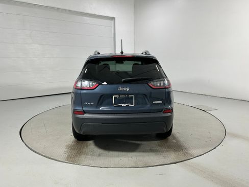 Used 2019 Jeep Cherokee Latitude Plus AWD/4WD image 33