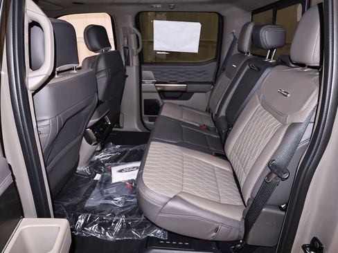 New 2026 Ford F250 Platinum w/ Platinum Plus Package AWD/4WD image 14