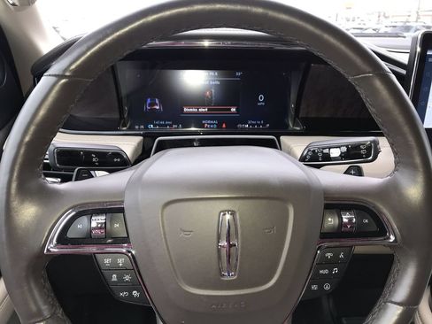 Used 2024 Lincoln Navigator Reserve AWD/4WD image 14