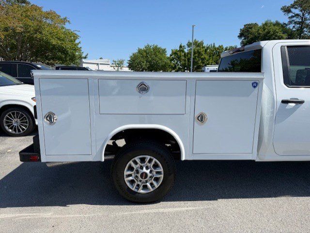 New 2026 GMC Sierra 2500 Pro w/ Convenience Package RWD image 4