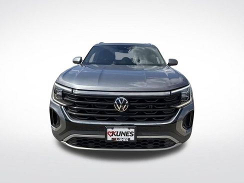 Used 2024 Volkswagen Atlas Cross Sport SE w/ Panoramic Sunroof Package AWD/4WD image 8