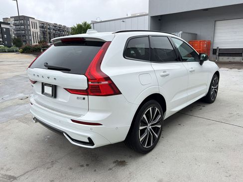 Used 2023 Volvo XC60 B5 Plus w/ Protection Package Premier AWD/4WD image 9