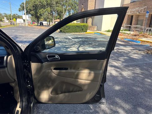 Used 2020 Jeep Grand Cherokee Limited w/ Trailer Tow Group IV image 19