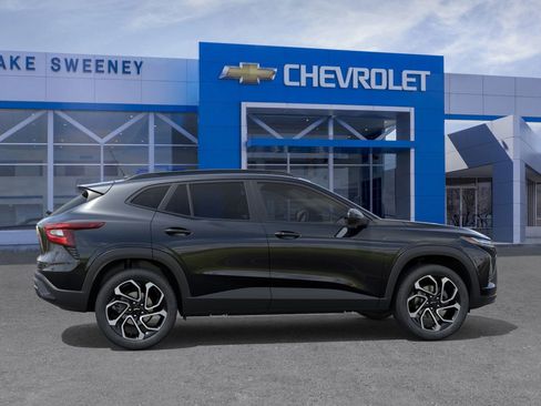 New 2026 Chevrolet Trax RS image 5