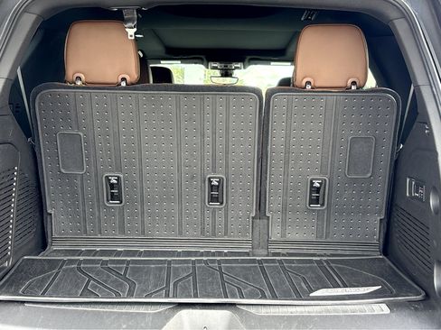 Used 2021 Chevrolet Tahoe High Country image 20