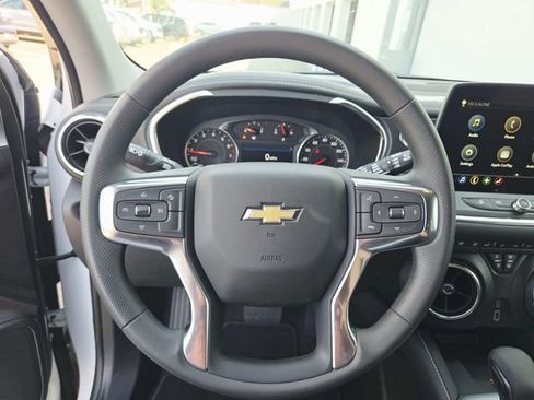 New 2026 Chevrolet Blazer LT w/ Convenience Package AWD/4WD image 18