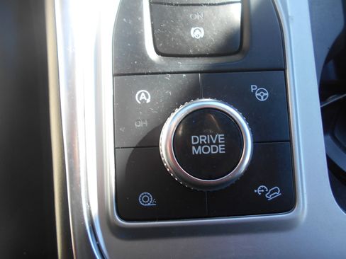 Used 2021 Ford Explorer Platinum w/ Equipment Group 601A image 16