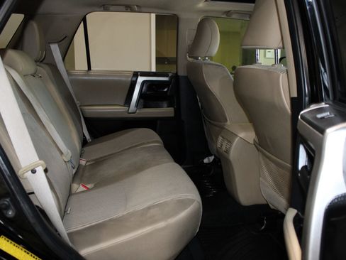 Used 2012 Toyota 4Runner SR5 w/ Convenience Pkg RWD image 30