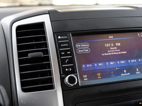 Used 2019 Nissan Frontier S image 20