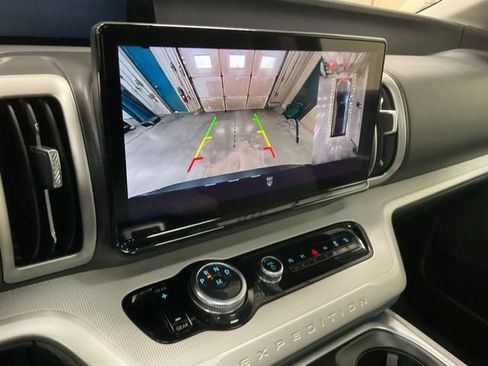 Certified 2025 Ford Expedition Max Active AWD/4WD image 12