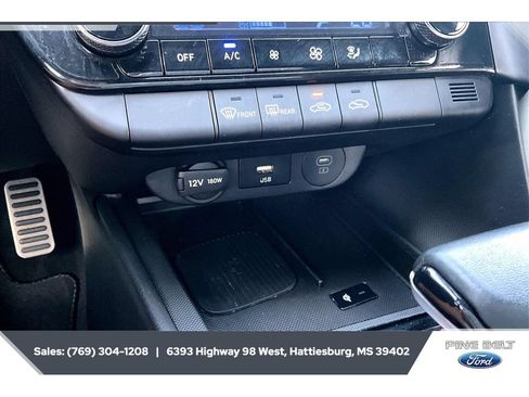 Used 2025 Hyundai Elantra Sport FWD image 23