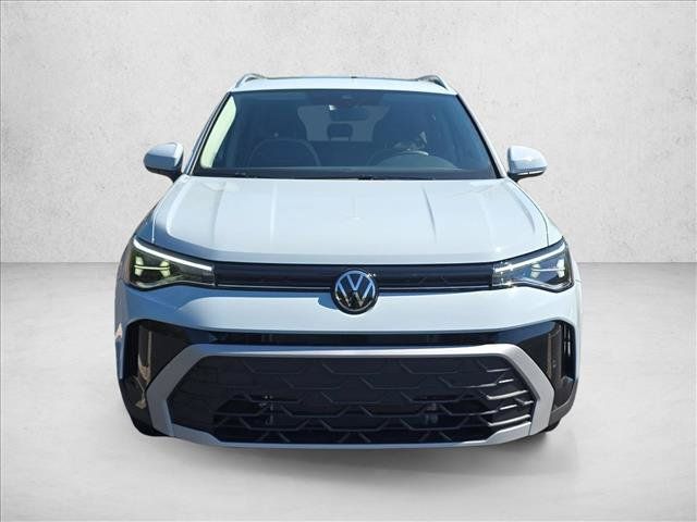 New 2026 Volkswagen Taos SE FWD image 9