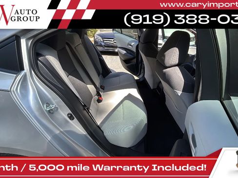 Used 2020 Toyota Corolla LE image 18