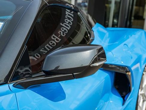 Used 2022 Chevrolet Corvette Stingray w/ Z51 Performance Package image 14