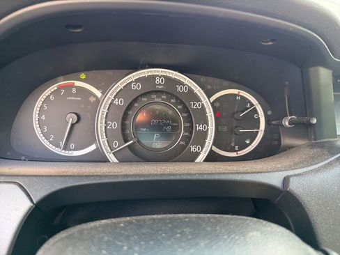 Used 2014 Honda Accord LX image 2