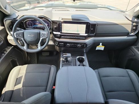 Certified 2024 Chevrolet Silverado 1500 LT Trail Boss w/ LPO, Dark Essentials Package AWD/4WD image 12