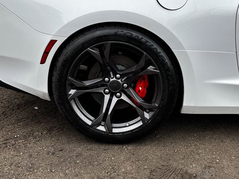 Used 2018 Chevrolet Camaro SS image 9